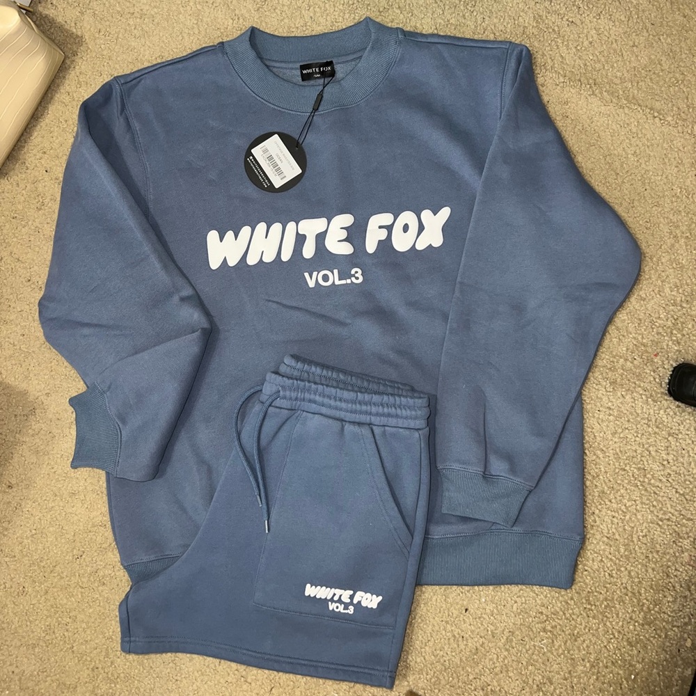 White Fox Boutique Volume 3 Sweatshirt & Shorts Set (Ocean) - Picture 6 of 16